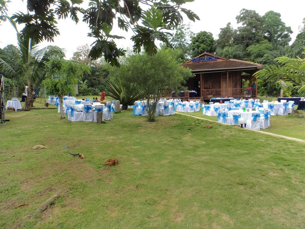 Jardim Botanico Me-Zochi Hotel Sao Tome Buitenkant foto